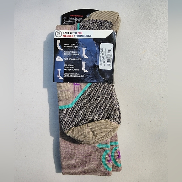 NWT Farm to Feet Damascus Lightweight Crew SockTechnical Series Hike - Tan Large - Picture 3 of 3